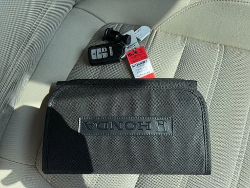 Used 2019 Honda CR-V EX image 38