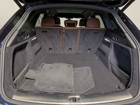 Used 2018 Audi Q5 Prestige w/ Prestige Package image 46