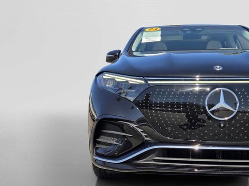Certified 2023 Mercedes-Benz EQS 580 4MATIC SUV image 10