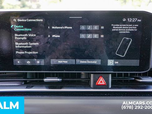 Used 2025 Kia Carnival FWD image 38
