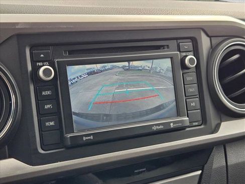 Used 2018 Toyota Tacoma SR5 image 12