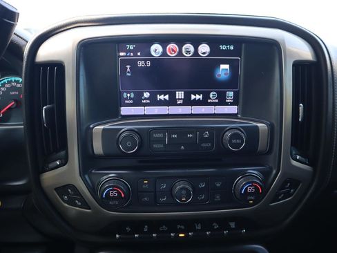 Used 2017 GMC Sierra 2500 Denali w/ Duramax Plus Package AWD/4WD image 12