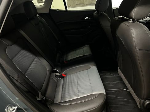 New 2026 Chevrolet Trax LT w/ LT Convenience Package FWD image 29