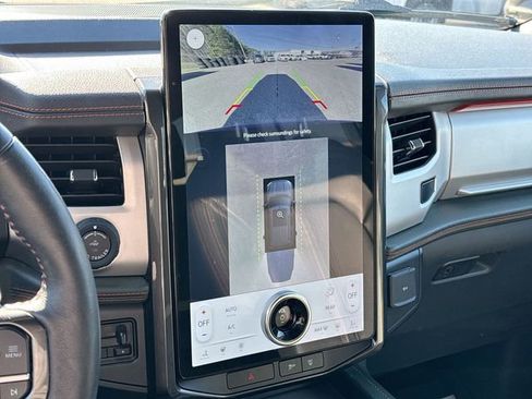 Used 2022 Ford Expedition Timberline image 26