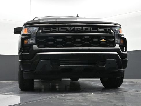 Used 2023 Chevrolet Silverado 1500 Custom RWD image 27