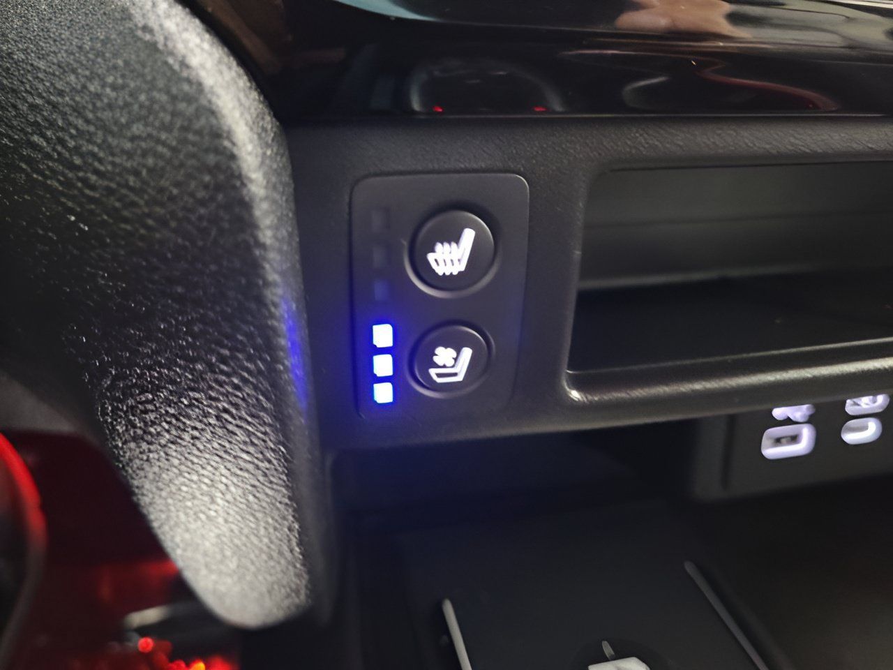 Used 2024 Honda Passport Black Edition image 35