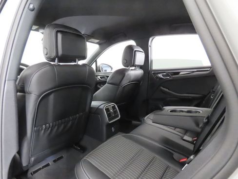 New 2026 Porsche Macan AWD/4WD image 46
