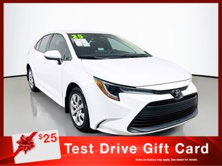 Used 2025 Toyota Corolla LE video 1