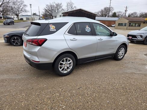 Used 2022 Chevrolet Equinox LT image 19