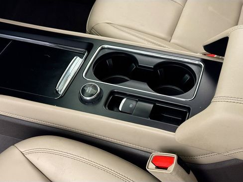 Used 2023 Lincoln Corsair FWD image 21