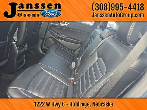 Used 2023 Ford Edge SEL AWD/4WD image 4