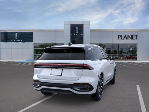 New 2026 Lincoln Nautilus Black Label AWD/4WD image 8