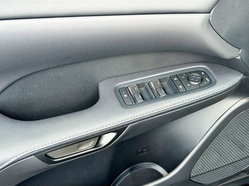 Used 2023 Lexus RX 350 Premium w/ Accessory Package AWD/4WD image 17