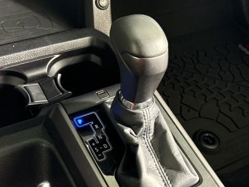 Used 2023 Toyota Tacoma TRD Sport AWD/4WD image 46