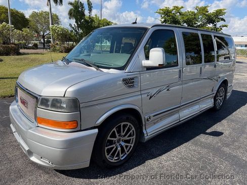 Used 2013 GMC Savana 1500 RWD image 1