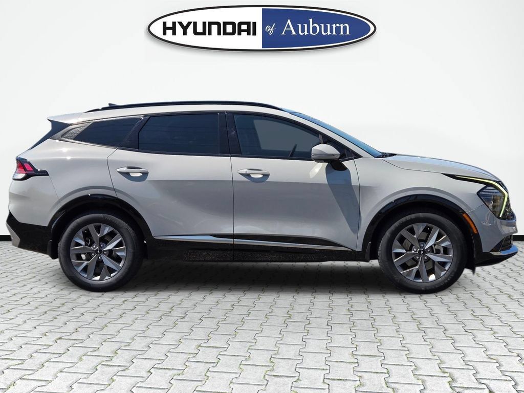Used 2025 Kia Sportage SX FWD image 4