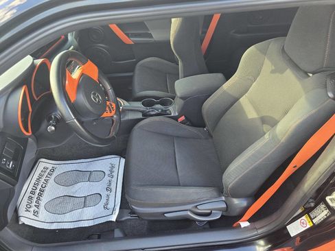 Used 2015 Scion tC image 22