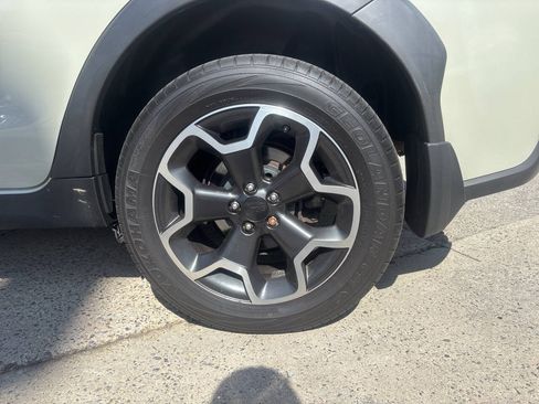 Used 2014 Subaru Crosstrek 2.0i Premium w/ Moonroof Package AWD/4WD image 16