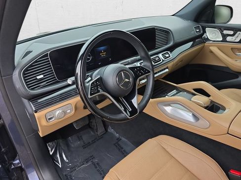 Used 2024 Mercedes-Benz GLE 350 4MATIC w/ AMG Line Exterior image 16