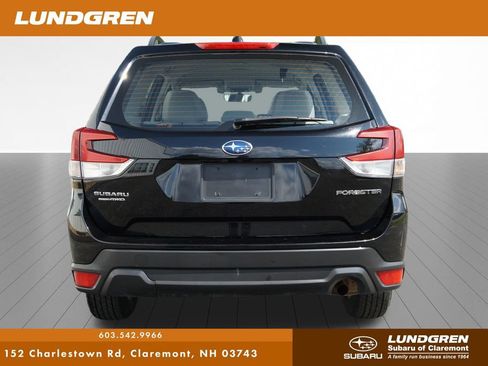Used 2021 Subaru Forester AWD/4WD image 31