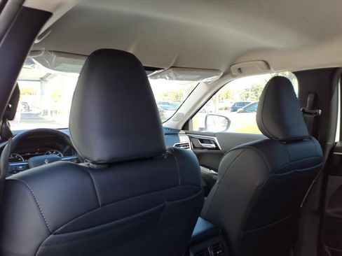 New 2026 Mitsubishi Outlander SE image 16