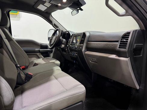 Used 2020 Ford F250 XL w/ STX Appearance Package image 35