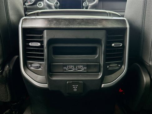 Used 2022 RAM 1500 Big Horn AWD/4WD image 28