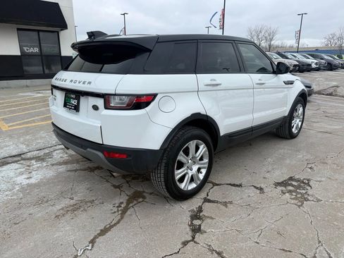 Used 2018 Land Rover Range Rover Evoque image 17