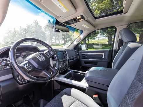 Used 2020 RAM 1500 Classic Warlock AWD/4WD image 9