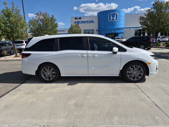 New 2027 Honda Odyssey Touring image 8