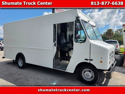 Used 2017 Ford E-350 and Econoline 350 Super Duty w/ A/C Prep Package RWD image 1