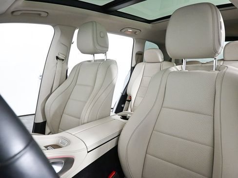 Certified 2023 Mercedes-Benz GLS 450 4MATIC image 5