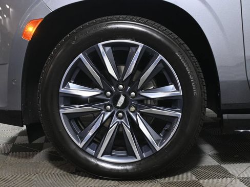 Used 2022 Cadillac Escalade Sport w/ Touring Package AWD/4WD image 12
