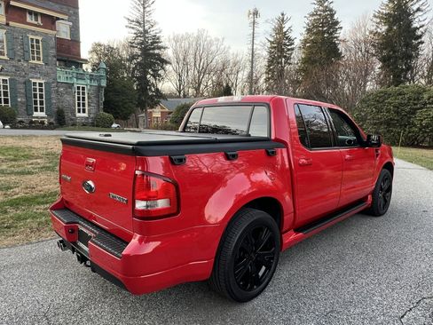 Used 2008 Ford Explorer Sport Trac Adrenalin image 10