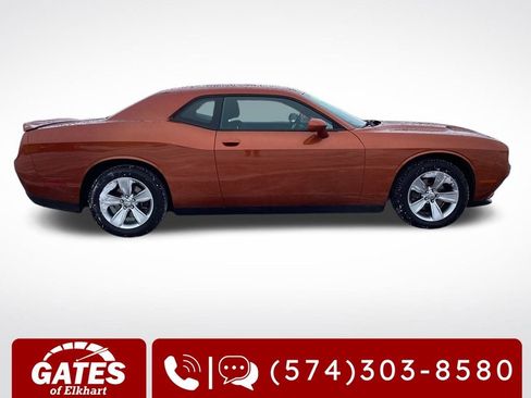 Used 2021 Dodge Challenger SXT image 10