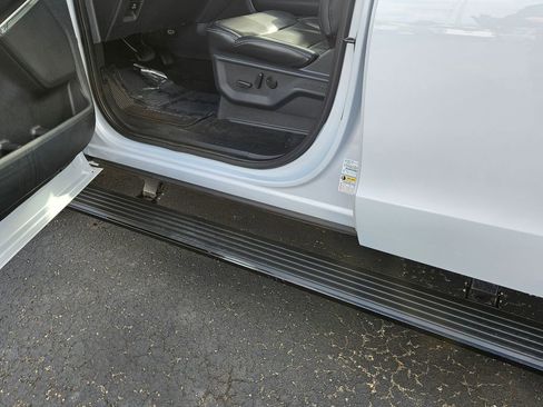 Used 2025 Ford Expedition Platinum AWD/4WD image 14