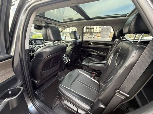 Used 2021 Kia Sorento EX w/ Panoramic Sunroof Package AWD/4WD image 26