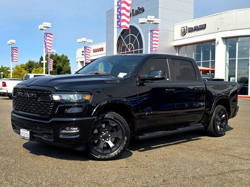 Used 2025 RAM 1500 Big Horn AWD/4WD image 3