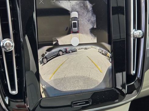 New 2026 Volvo XC40 B5 Plus w/ Protection Package Premier image 23