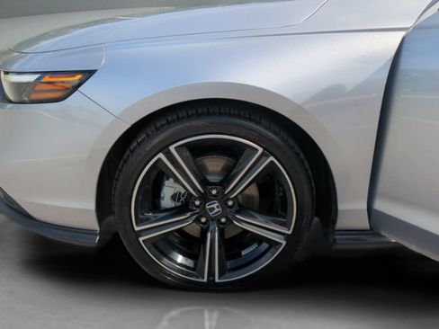 Used 2024 Honda Accord Sport image 32