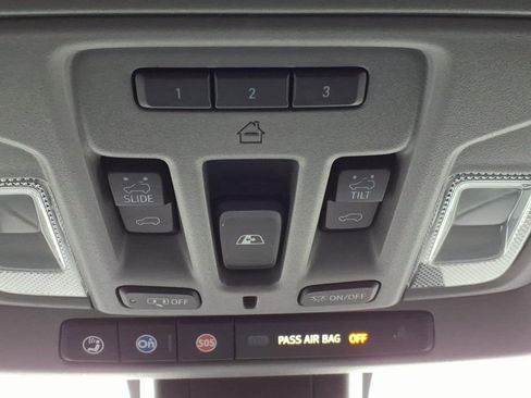 Used 2020 GMC Sierra 1500 SLT w/ SLT Premium Plus Package image 31