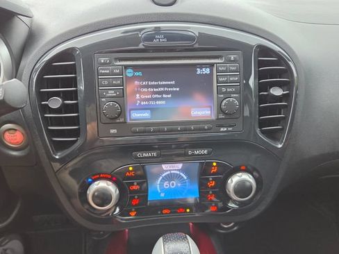 Used 2013 Nissan Juke SL AWD/4WD image 18
