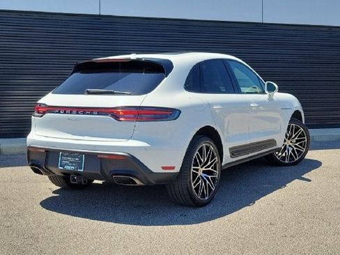 Used 2023 Porsche Macan AWD/4WD image 7