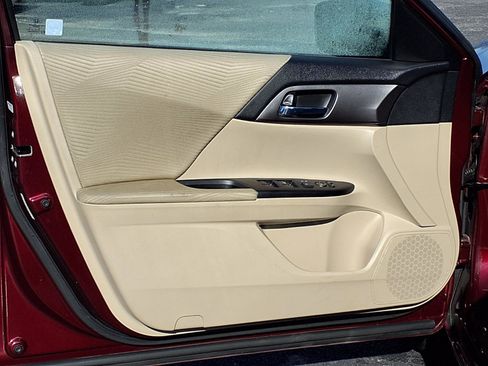 Used 2014 Honda Accord LX image 13