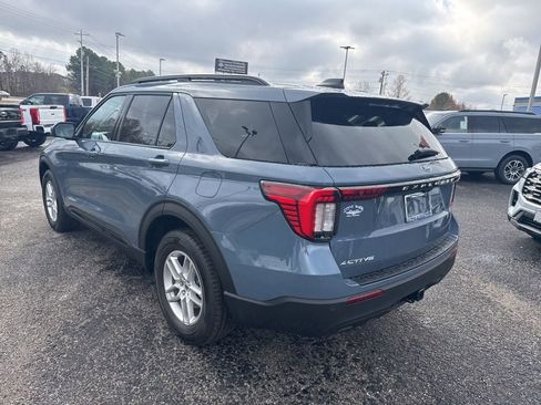 New 2026 Ford Explorer Active image 5