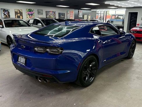 Used 2022 Chevrolet Camaro LT w/ RS Package RWD image 7