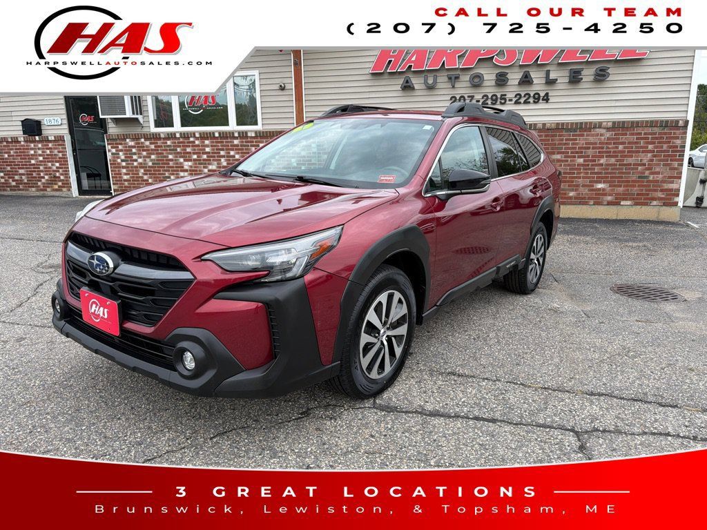 Used 2023 Subaru Outback Premium AWD/4WD image 1