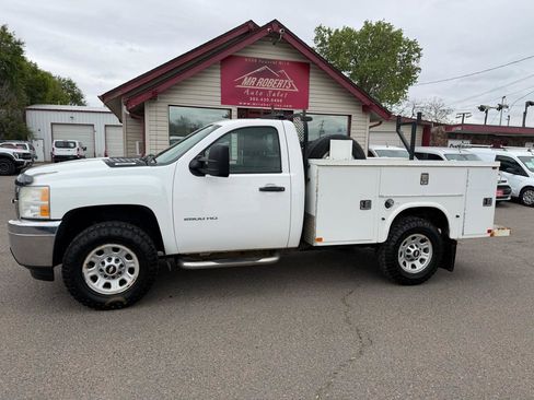 Used 2011 Chevrolet Silverado 2500 W/T AWD/4WD image 5