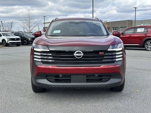 New 2025 Nissan Kicks SR image 3