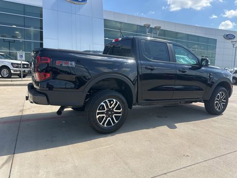 New 2025 Ford Ranger Lariat w/ FX4 Off-Road Package image 3